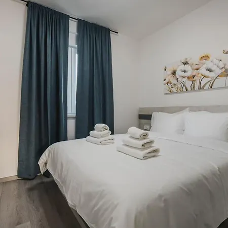 Apartment Ashka Vista Mare
