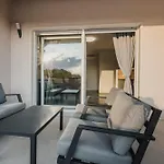 Ashka Vista Mare *