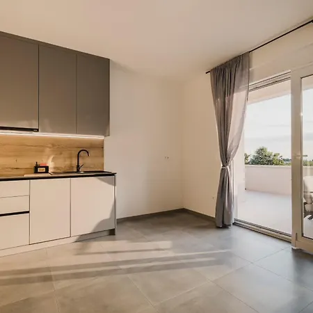 Ashka Vista Mare Umago
